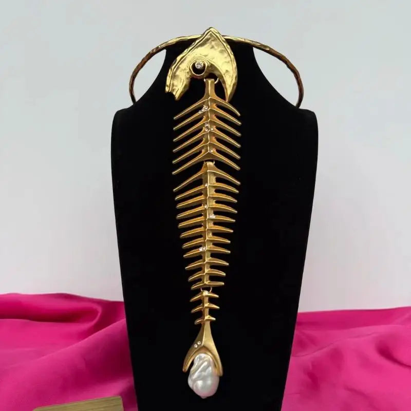European and American Fashion Trends Versatile Niche Exaggerated Fish Bone Necklace