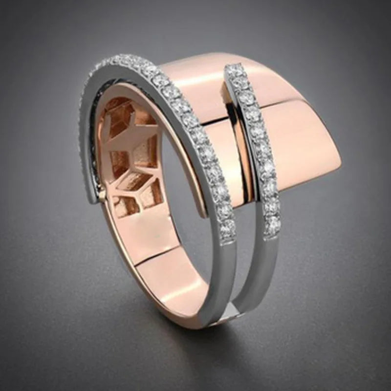 Creative Silver Color Rhinestone Finger Ring for Women Men Personality Wedding Ring Two-tone Square Zircon Hip Pop Ring Jewelry