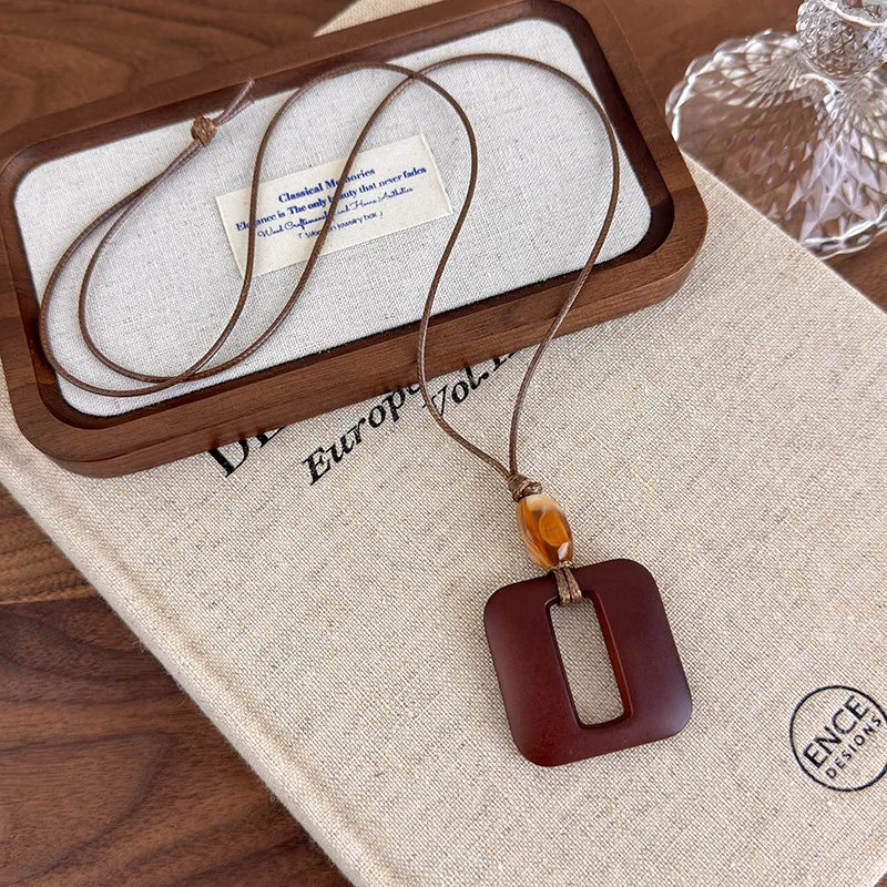 Fashion Women Necklace New Chinese Retro Long Hollow Wooden Pendant Unique Design Elegant Stylish Chain For Ladies