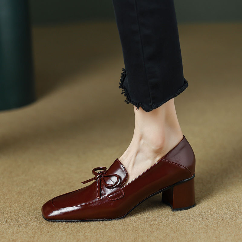 Retro Square Toe English Style Leather Shoes