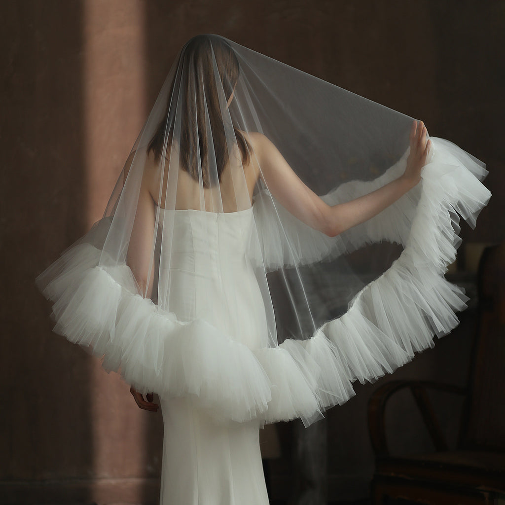 Heavy Industry Ruffled Bridal Veil White Double Layer Studio Travel Photo Exterior Puffy Soft Veil