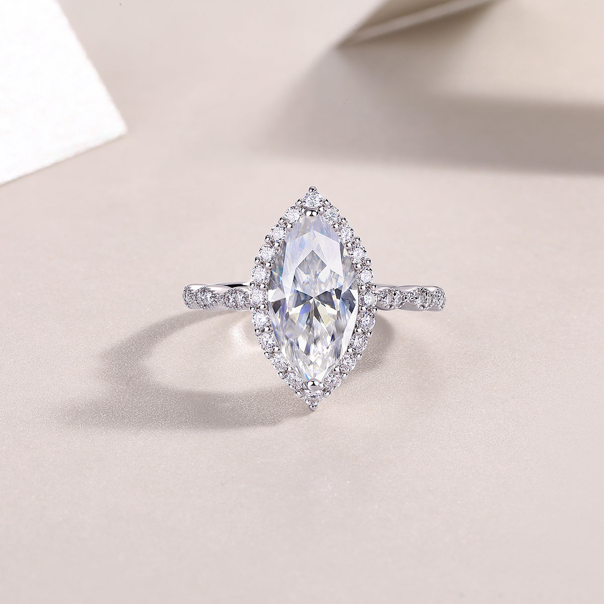 1Starlight Craze - A Fashionable Diamond Jewelry Piece Set With Moissanite S925 Sterling Silver And Platinum Diamond Ring Prohibit TikTok sales