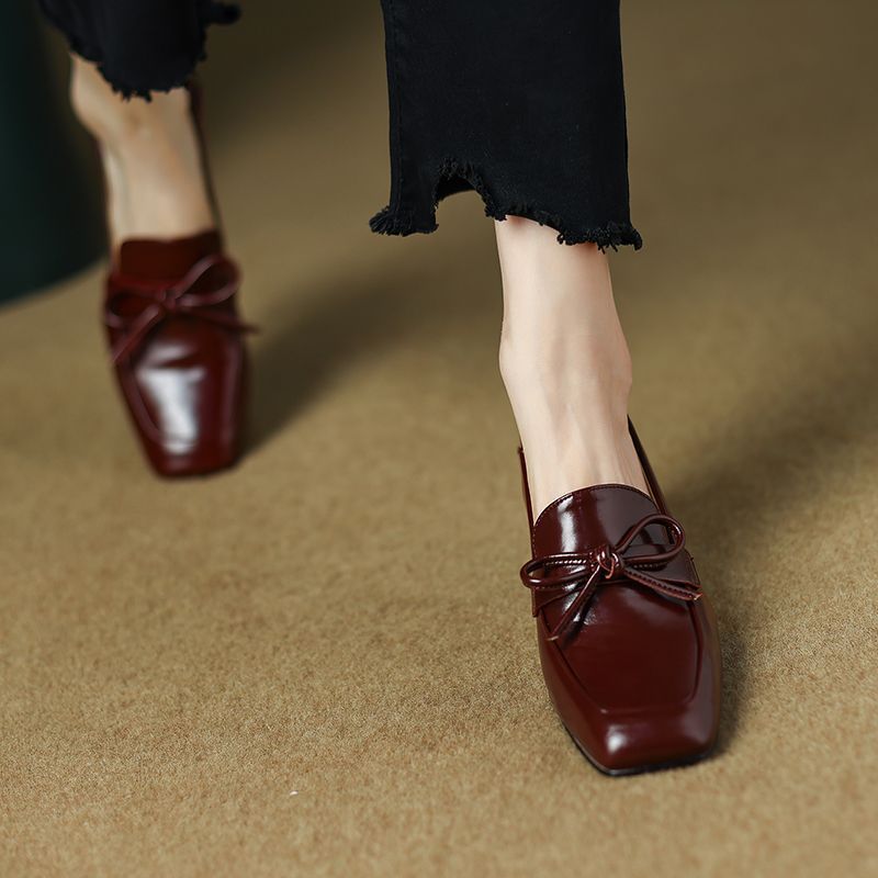 Retro Square Toe English Style Leather Shoes