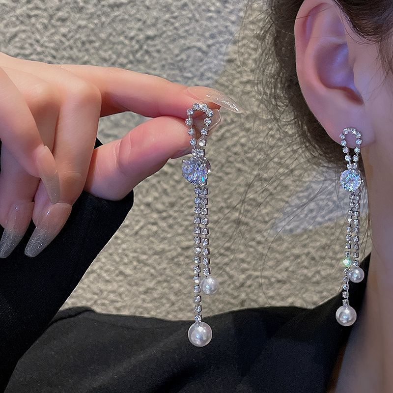 Sterling Silver Needle Light Luxury Tassel Earrings Banquet Style High-grade Long Earrings