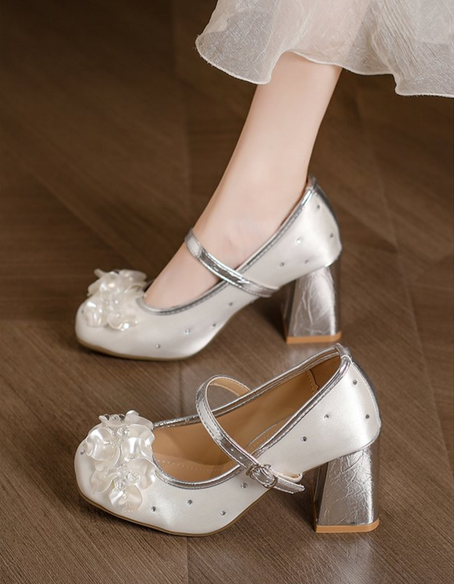 Rivet Flower Thick Heel Mary Jane Shoes Sweet Wind Light Luxury High Heels