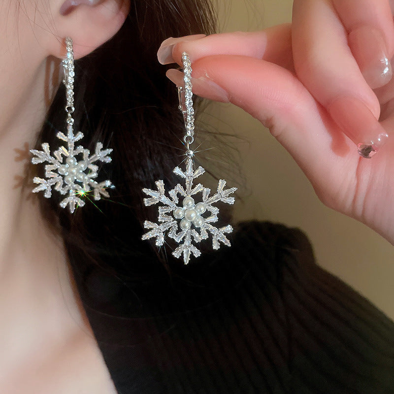 Silver Needle European And American Vintage Crumpled Resin Geometric Earrings