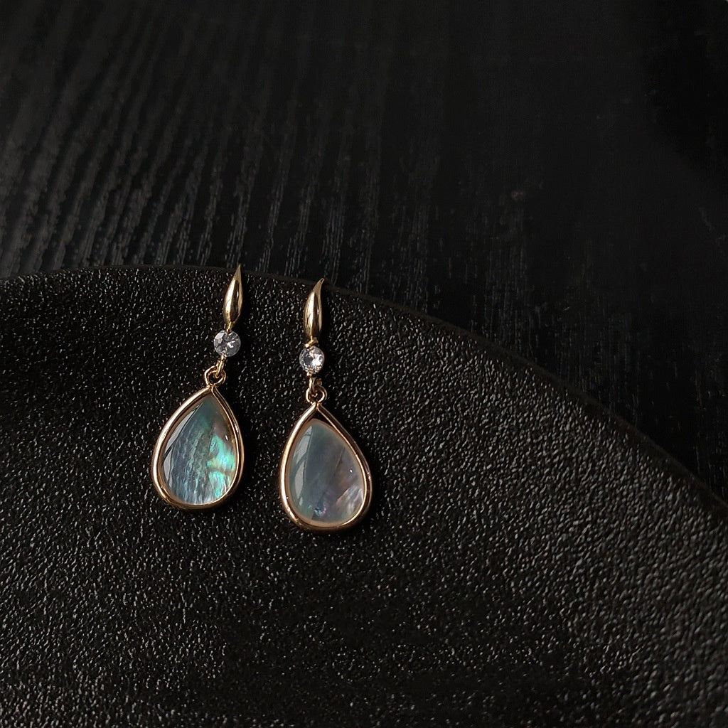 White Moonlight Drop-shaped Broken Shell Earrings French Minority Design Sense