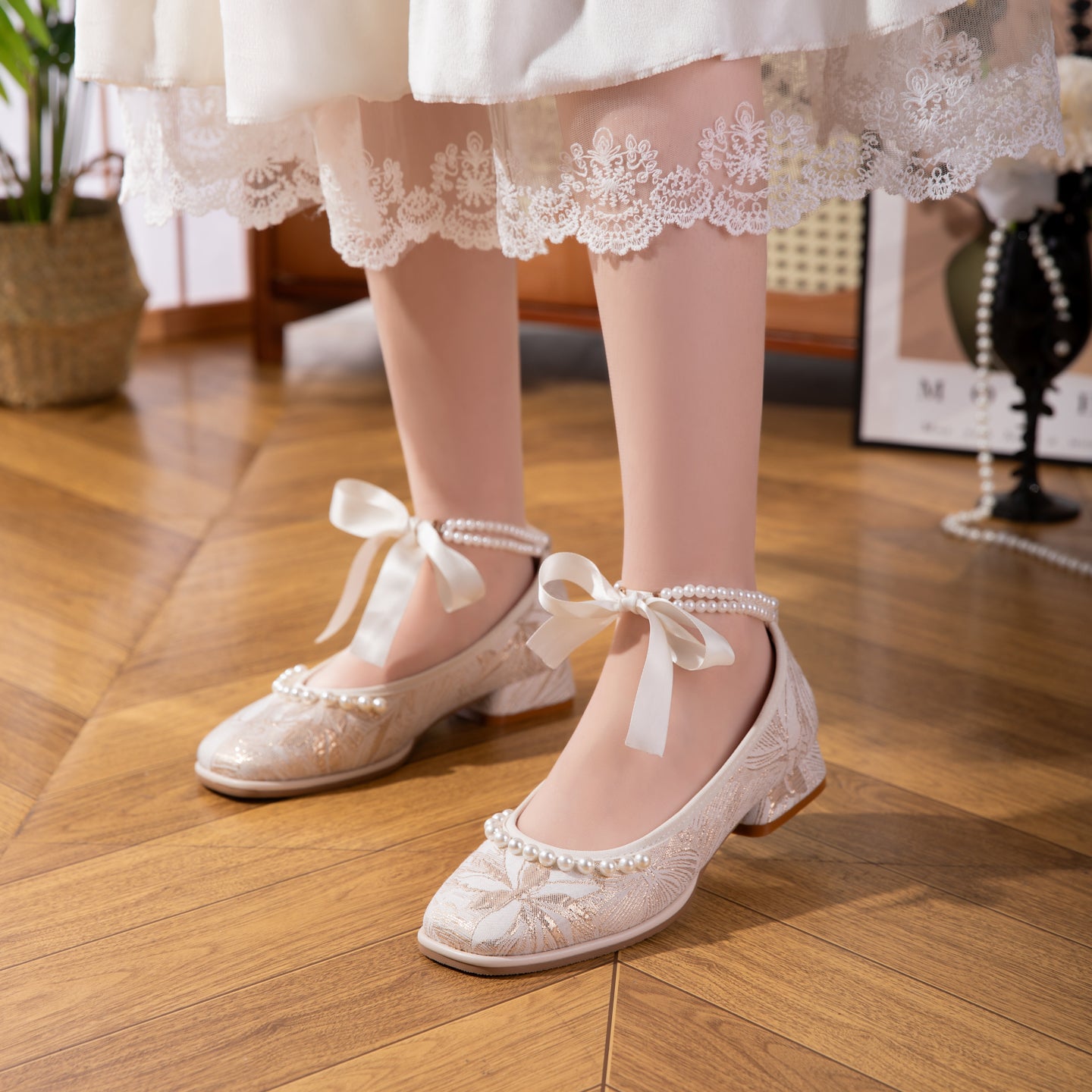 2026 New Jacquard Mary Jane Low Heel Women's Shoes - Pearl Ribbon Bow Square Toe Flared Single Shoes - Soft And Versatile Wedding Shoes