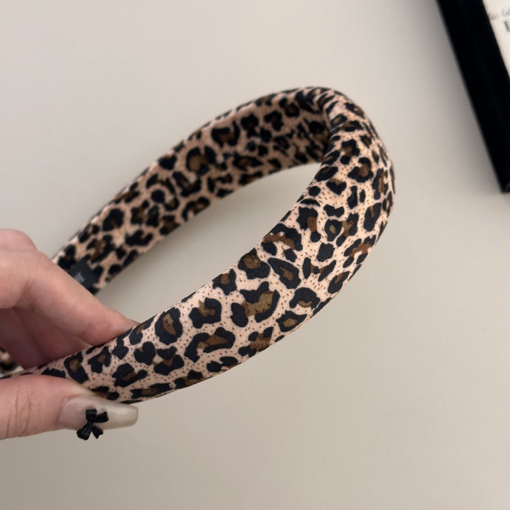 Fashionable All-matching Vintage Leopard Print Velvet Sponge Headband