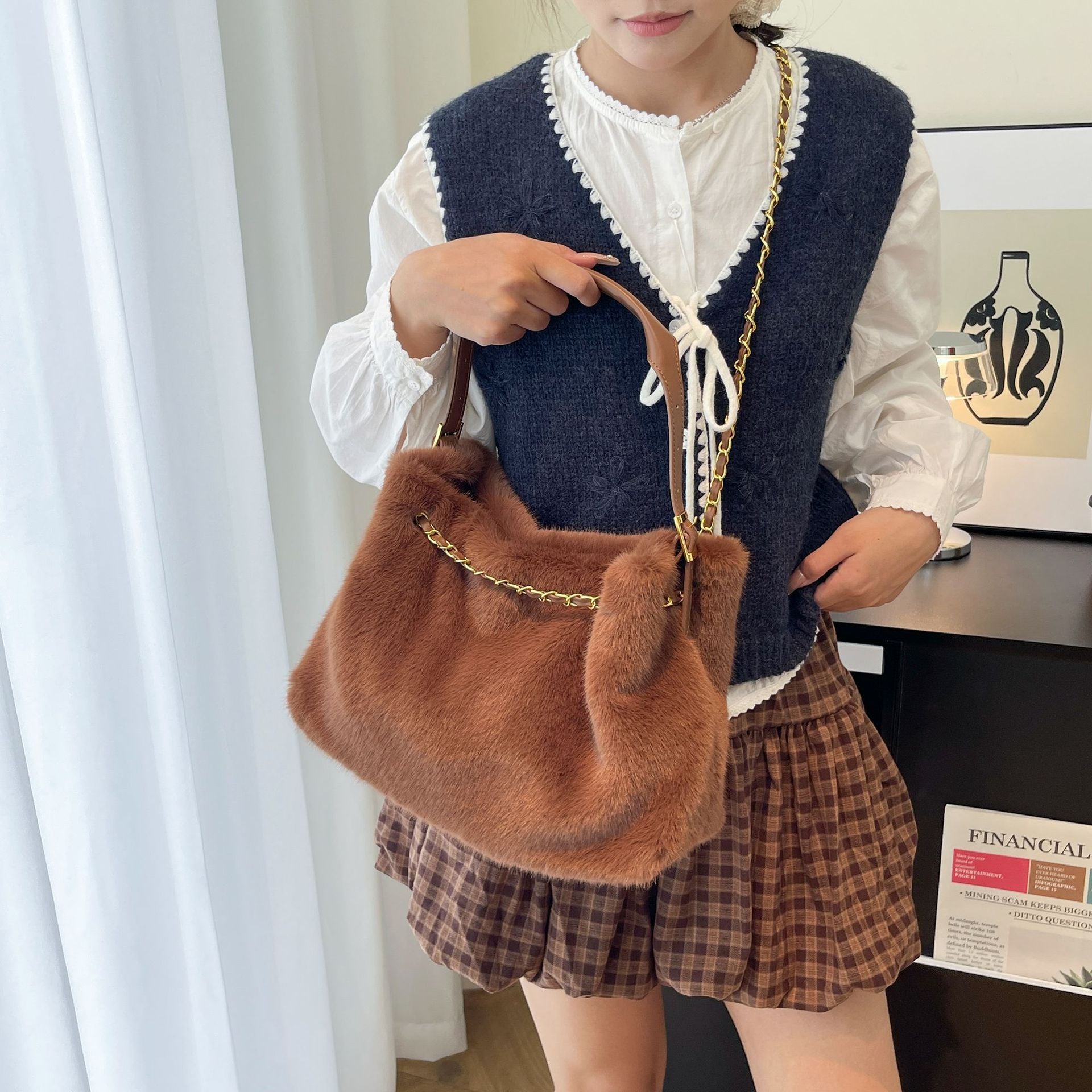 Large Capacity Fur Bag Women's Shoulder Messenger Bag