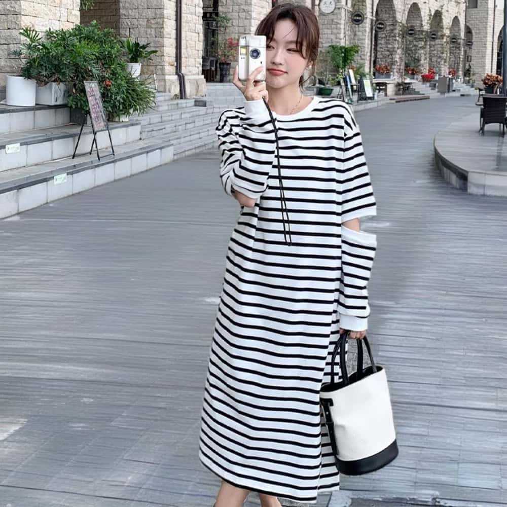 Women's Plus Size Black And White Hooded Knitted Long Dress Casual Striped Dress Sweater
