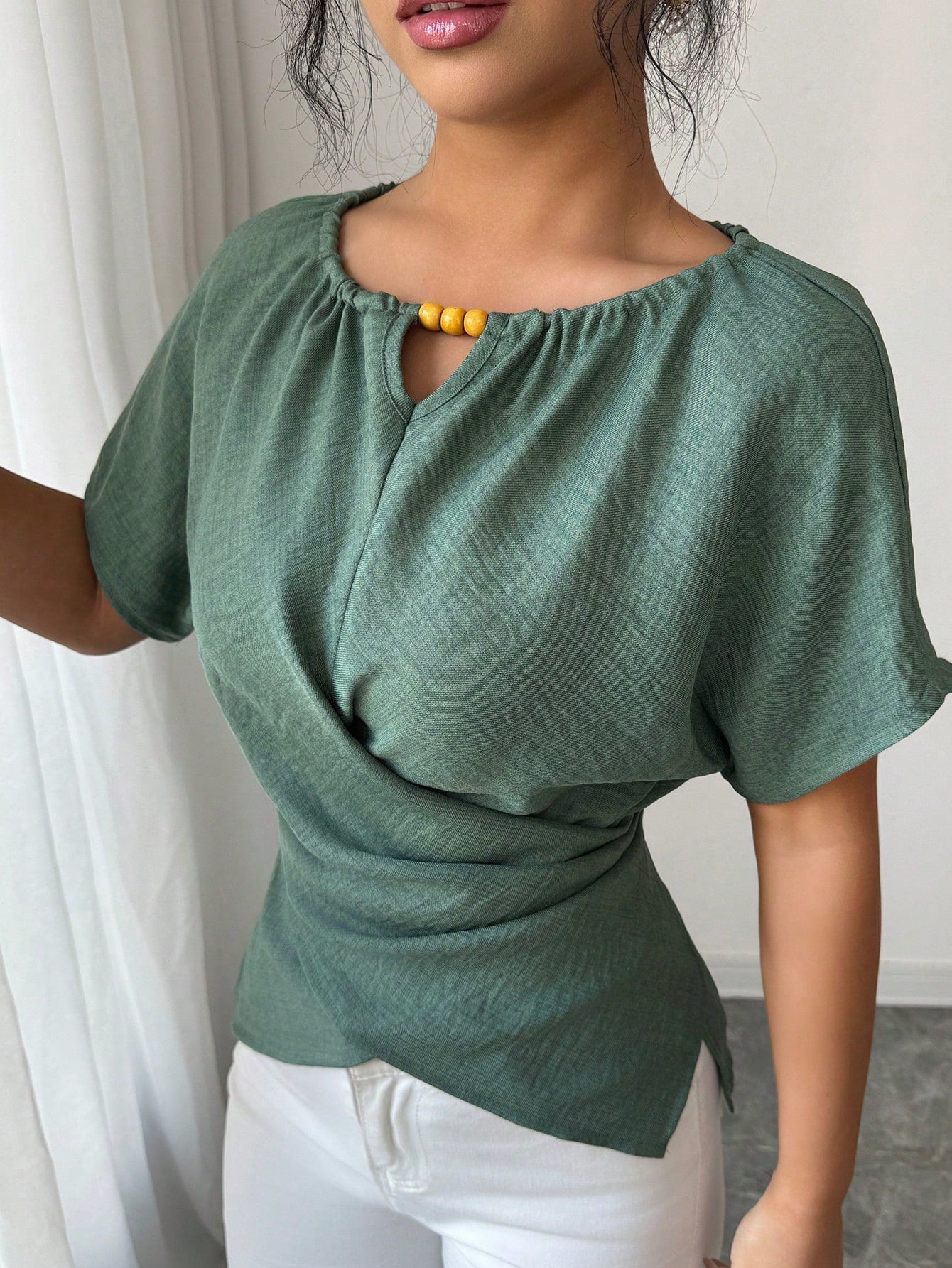 Slim-fit Solid-color Crossover Casual Chic Top