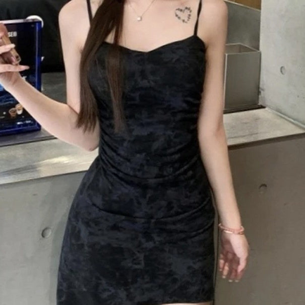 Women's Thin Looking Fashion Waist-tight Strap Dress