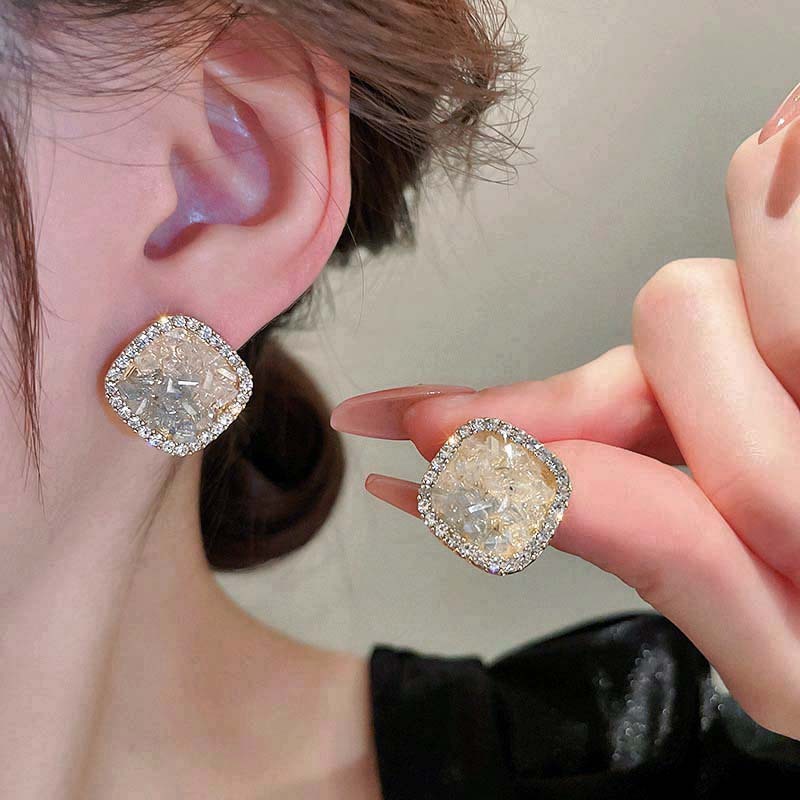 Retro Diamonds Crystal Flower Earrings