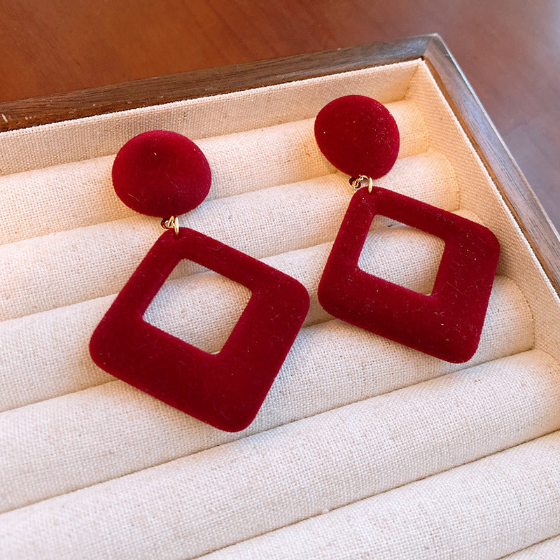 Silver Needle European And American Vintage Crumpled Resin Geometric Earrings