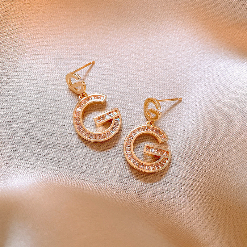 Silver Needle European And American Vintage Crumpled Resin Geometric Earrings