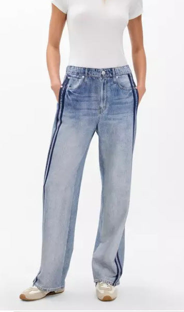 Womens Straight-leg Casual Jeans With An Elastic Waist